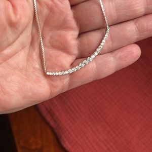 Alive necklace